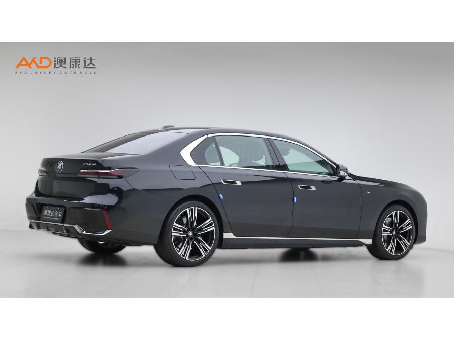 BMW 7 Series 7 2023 740Li Lead M Sport