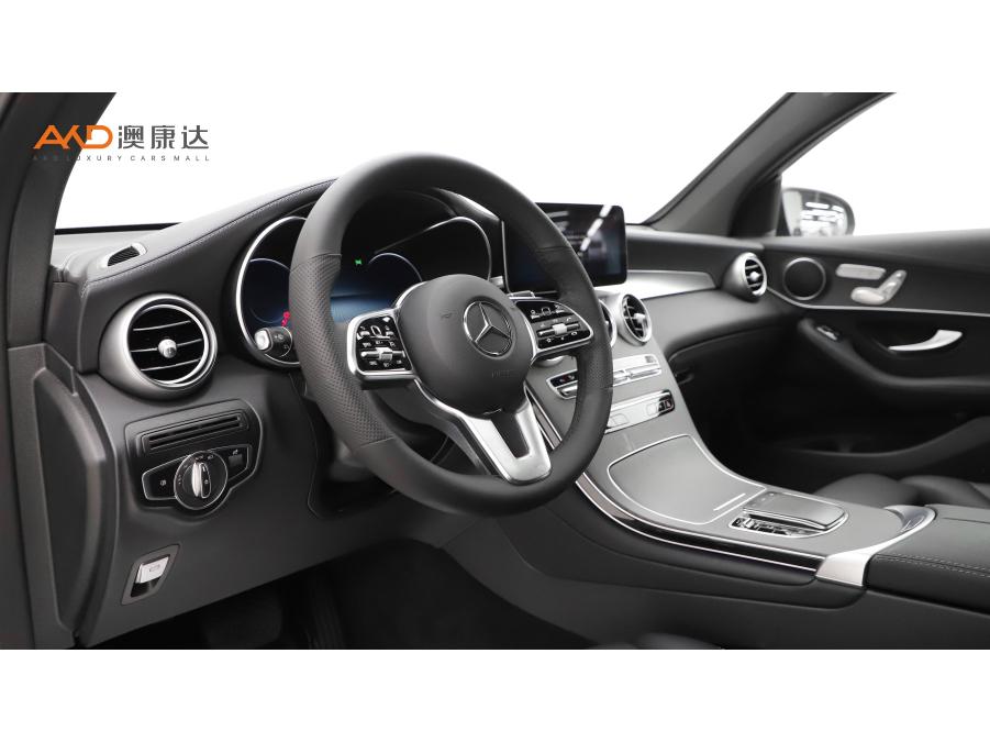 Mercedes-Benz GLC 2023 GLC 300 4MATIC SUV