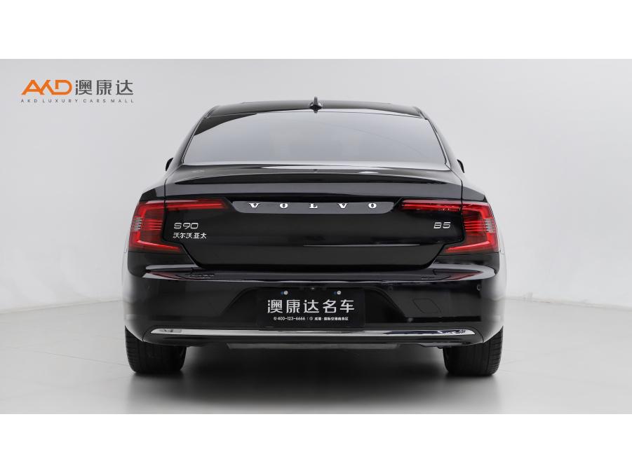 Volvo S90 2024 B5 Luxury