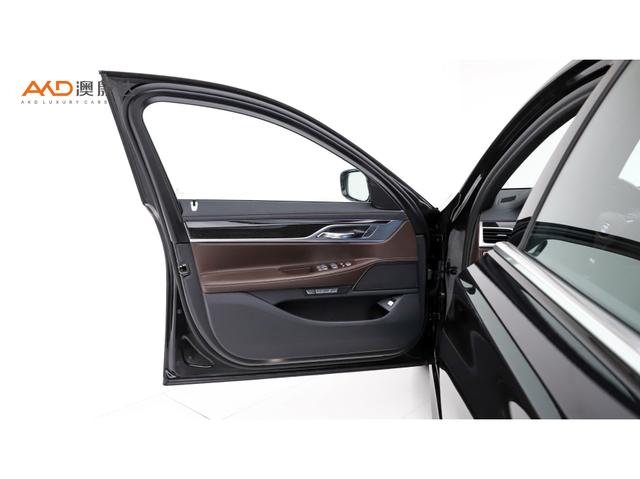 BMW 7-Series 2018 730 Li Leading M — фото 10