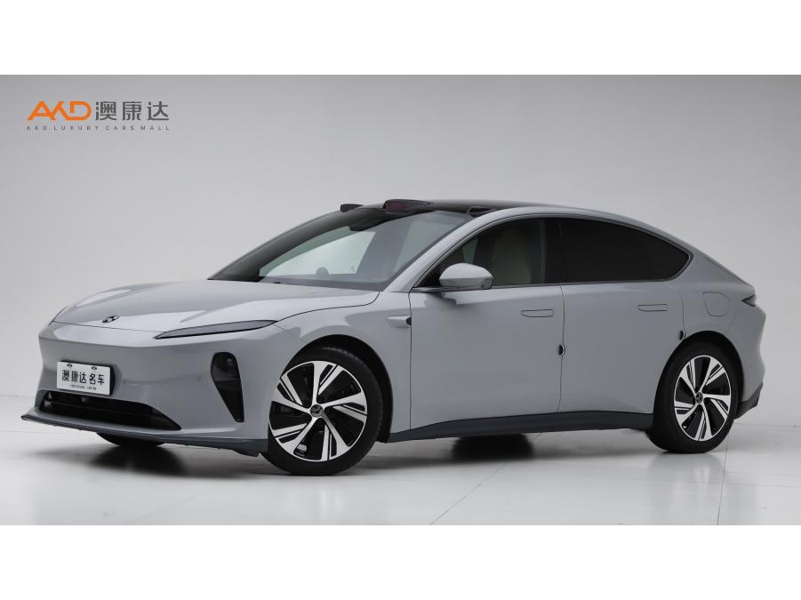 NIO ET5