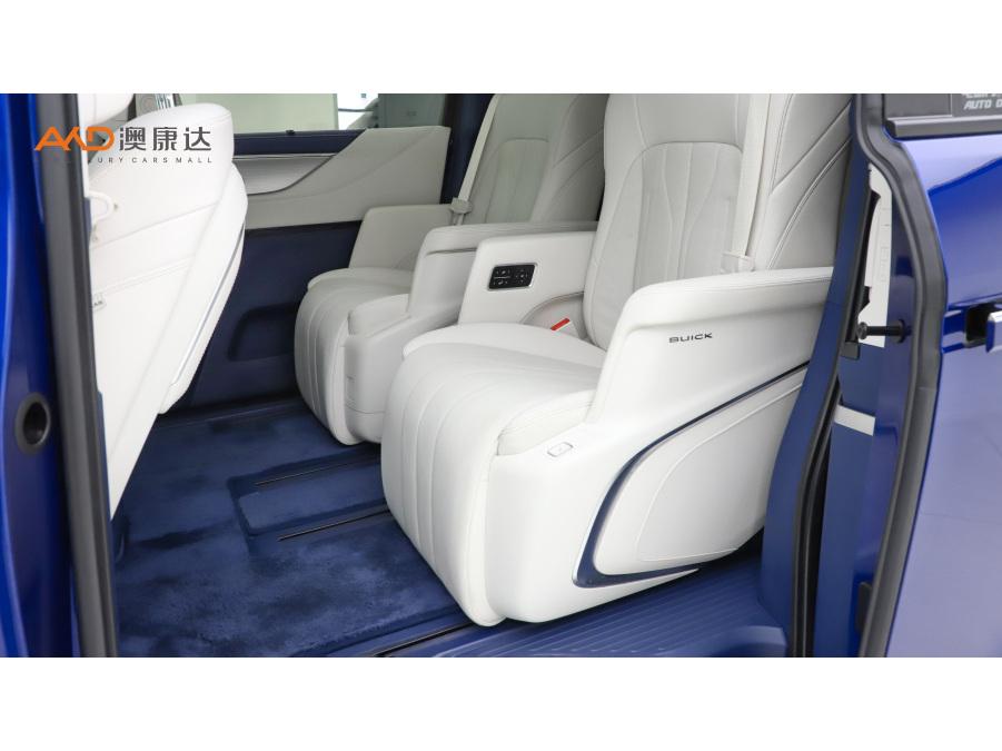 Buick GL8 PHEV 2024 1.5T мест