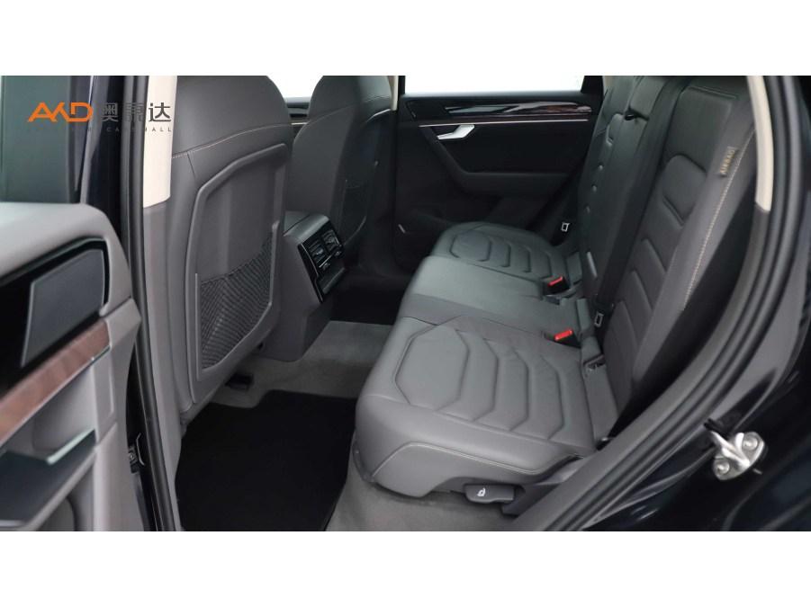 Volkswagen Touareg 2021 3.0TSI Sport