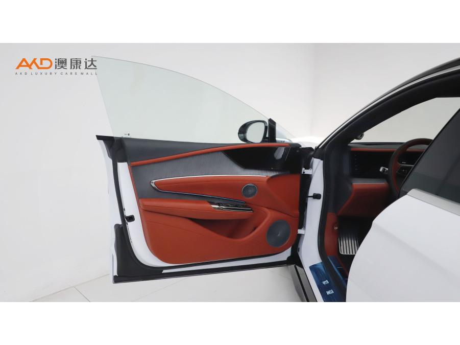 YANGWANG U7 EV, фото 10
