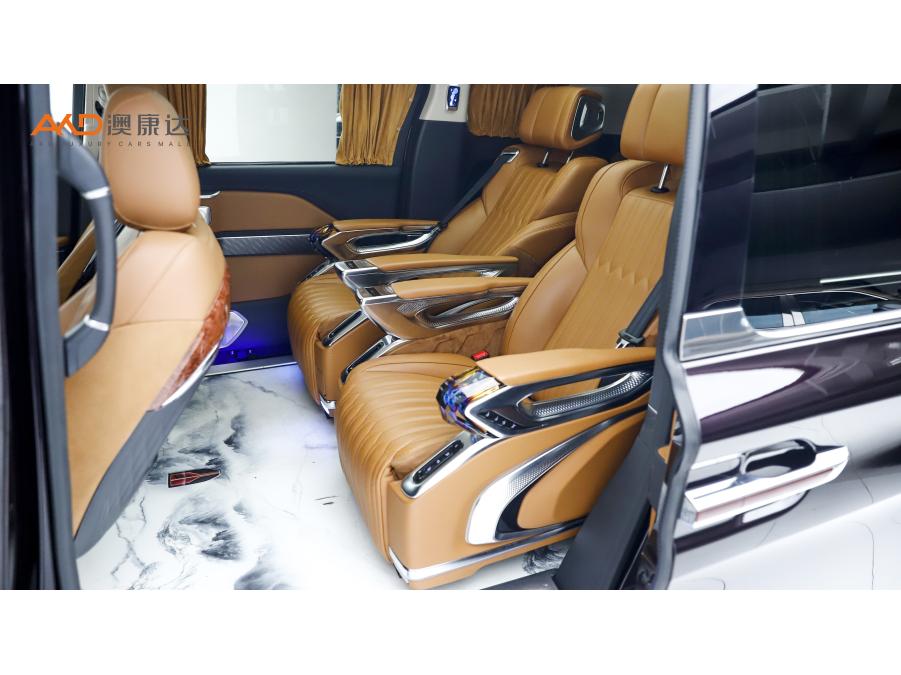Hongqi HQ9