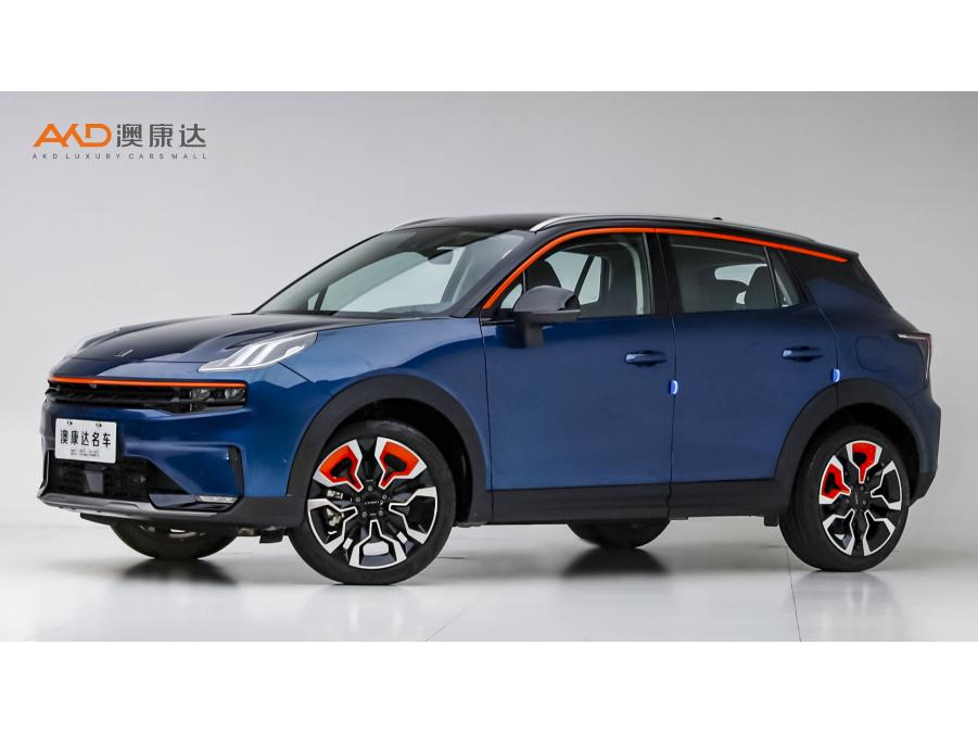 Lynk & Co 06