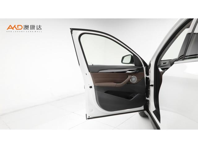 BMW X1 2022 s Drive 25 Li Leading — фото 9