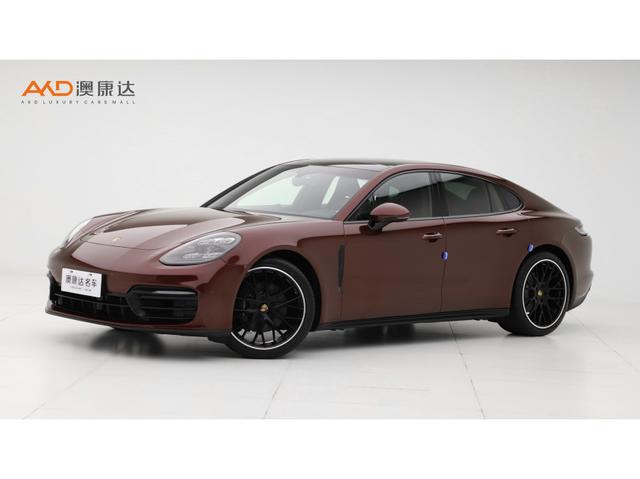 Porsche Panamera 2021 года выпуска