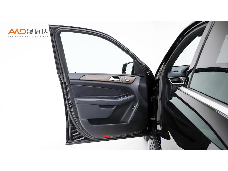 Mercedes-Benz GLE 2018 GLE 400 4MATIC