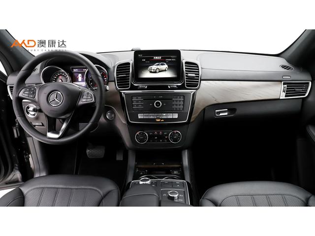 Mercedes-Benz GLE 2018 GLE 400 4 MATIC — фото 6