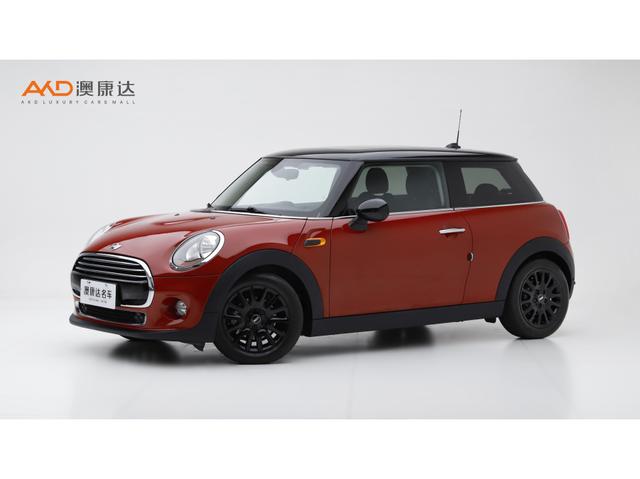 MINI Cabrio 2016 года выпуска