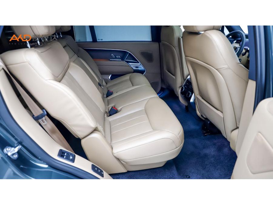 Land Rover Range Rover 2023 3.0 L6 400PS мест Long Wheelbase
