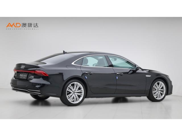 Audi A7L 2024 45 TFSI quattro — фото 4