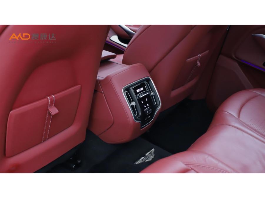 Aston Martin DBX, фото 5