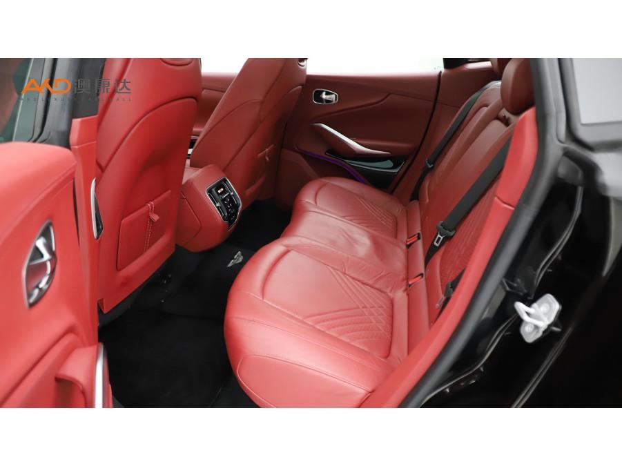 Aston Martin DBX, фото 8