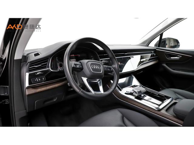Audi Q7 2021 55 TFSI quattro S line Sport — фото 7