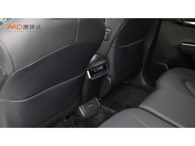 Toyota Highlander 2024 2.5 L 4 WD 7 — фото 5