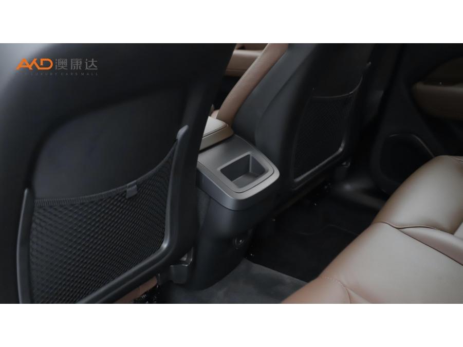 Volvo XC60 2025 B5 Luxury