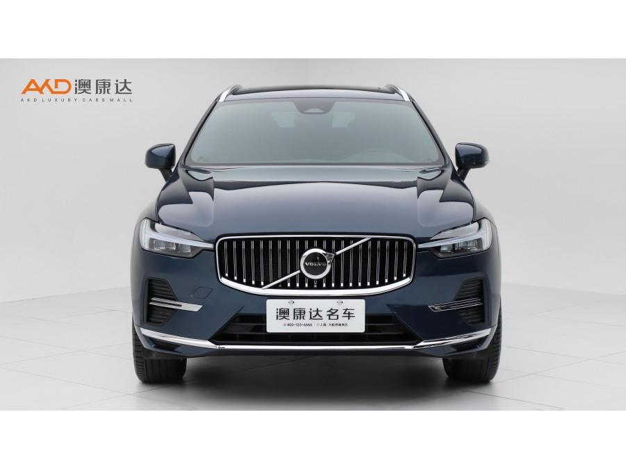 Volvo XC60 2025 B5 Luxury