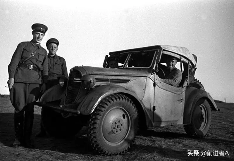 该车1936年投产,而美国威利斯吉普车是1941年投产的,德国的82型桶